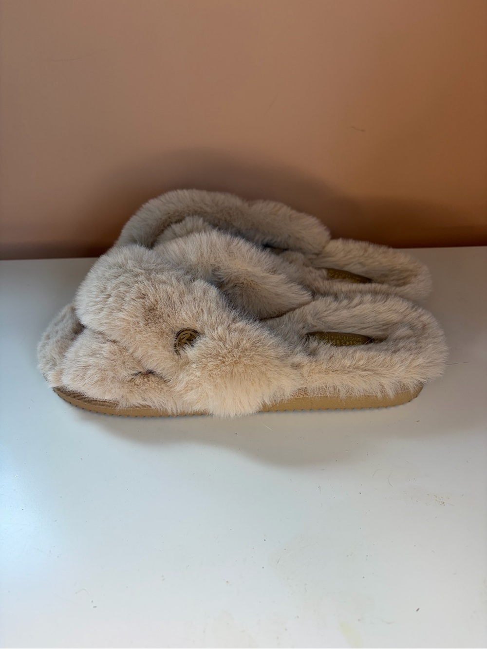 Like New! Michael Kors Lala Fur Slides - Picture 4 of 5